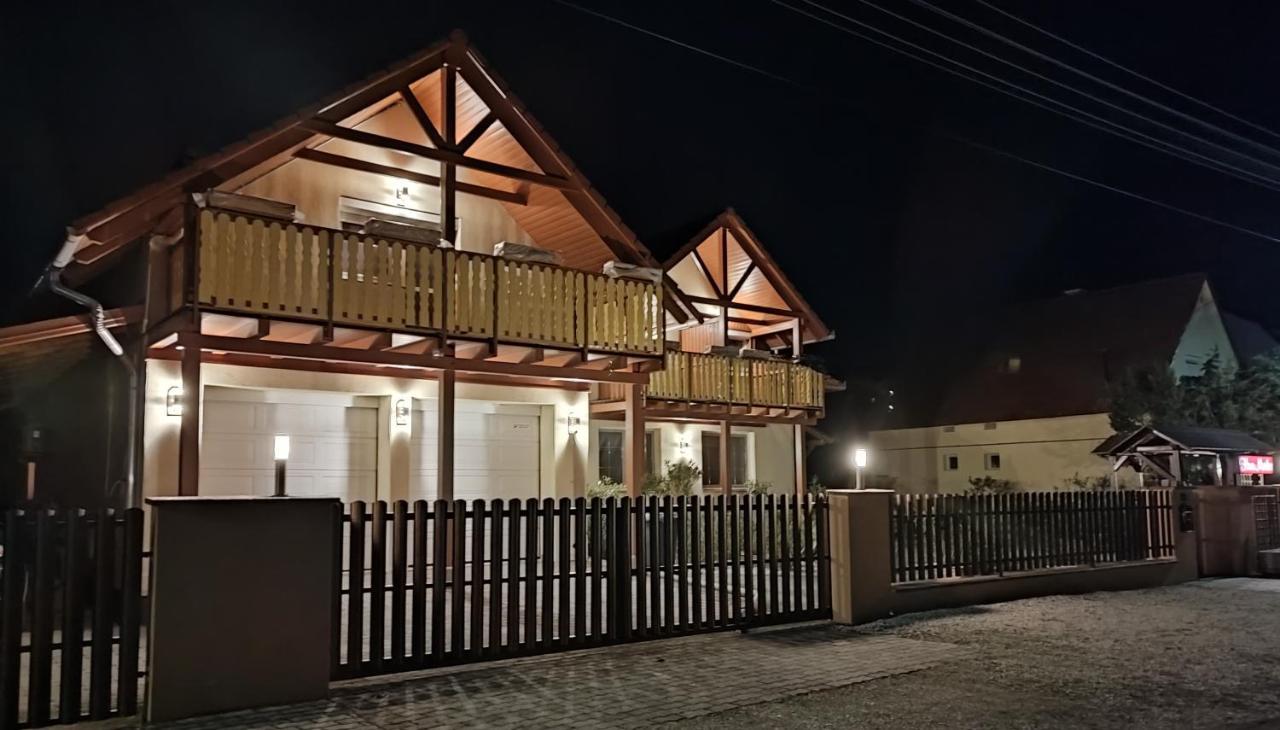 Haus Marika Hotel Siófok Exterior foto