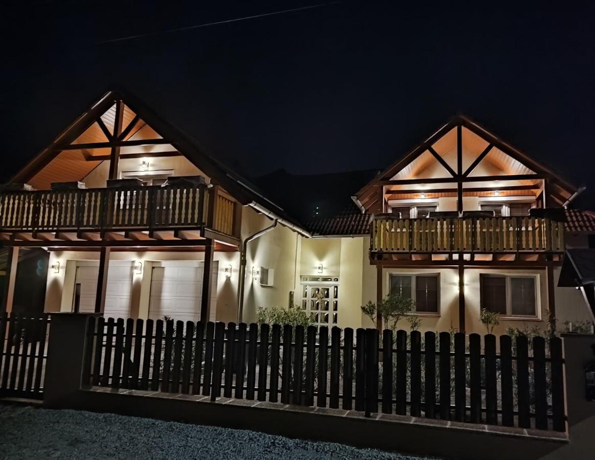 Haus Marika Hotel Siófok Exterior foto